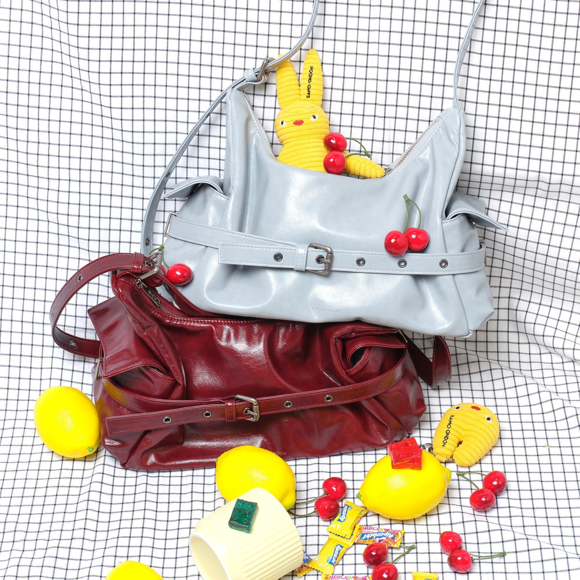BELT MONDO BAG M IN VAMPIRE🦋