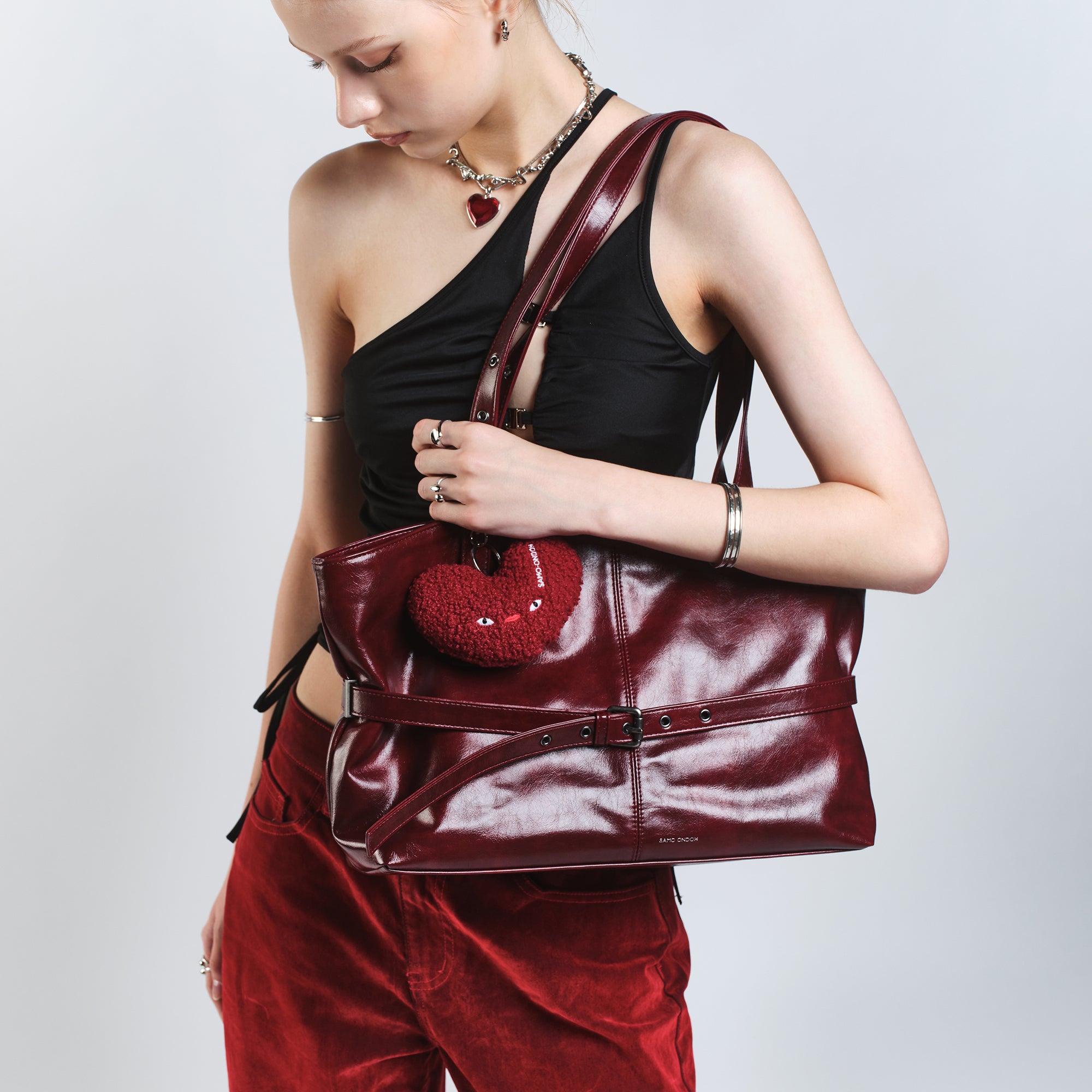 le belt bag L vampire blood