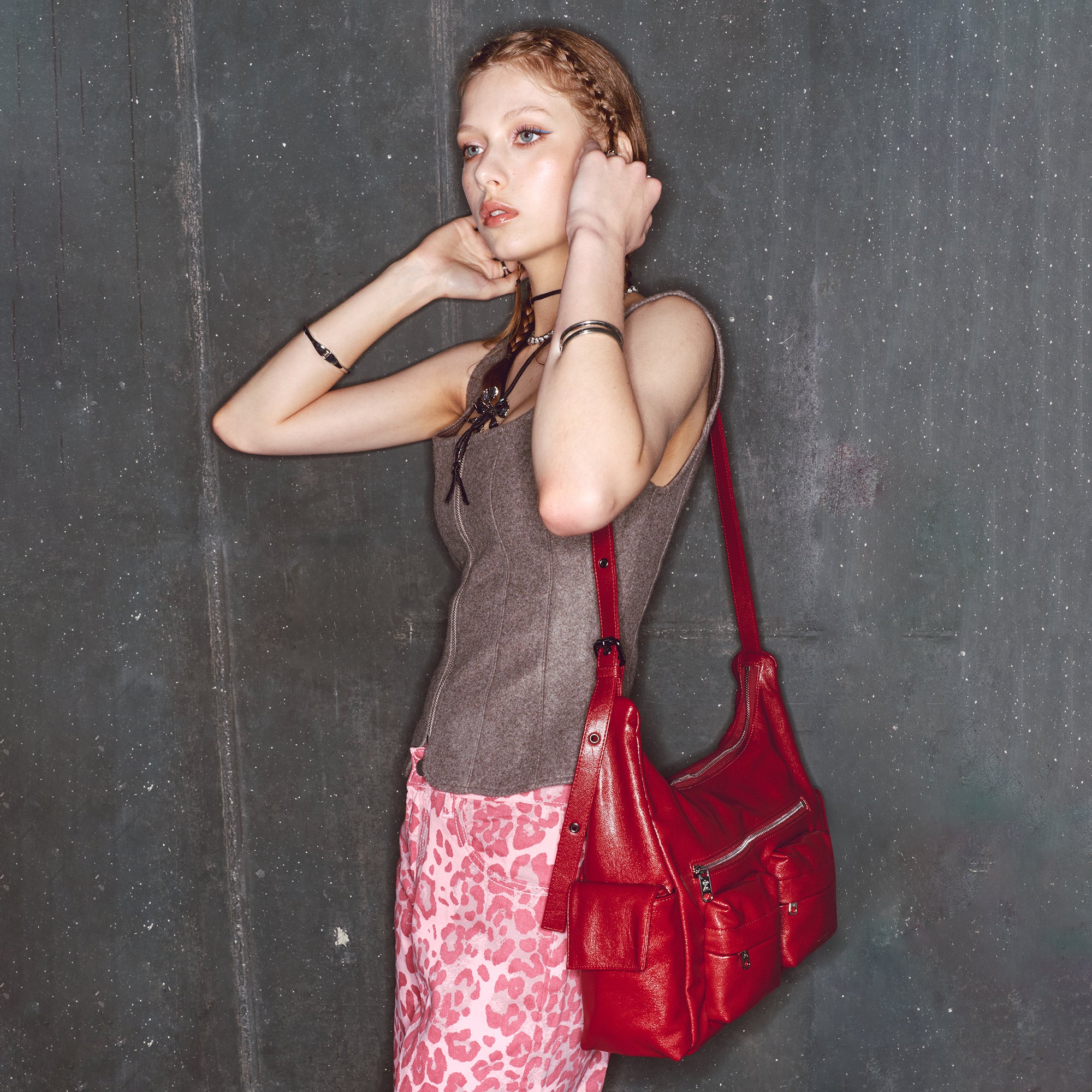 pocket mug bag L goat red