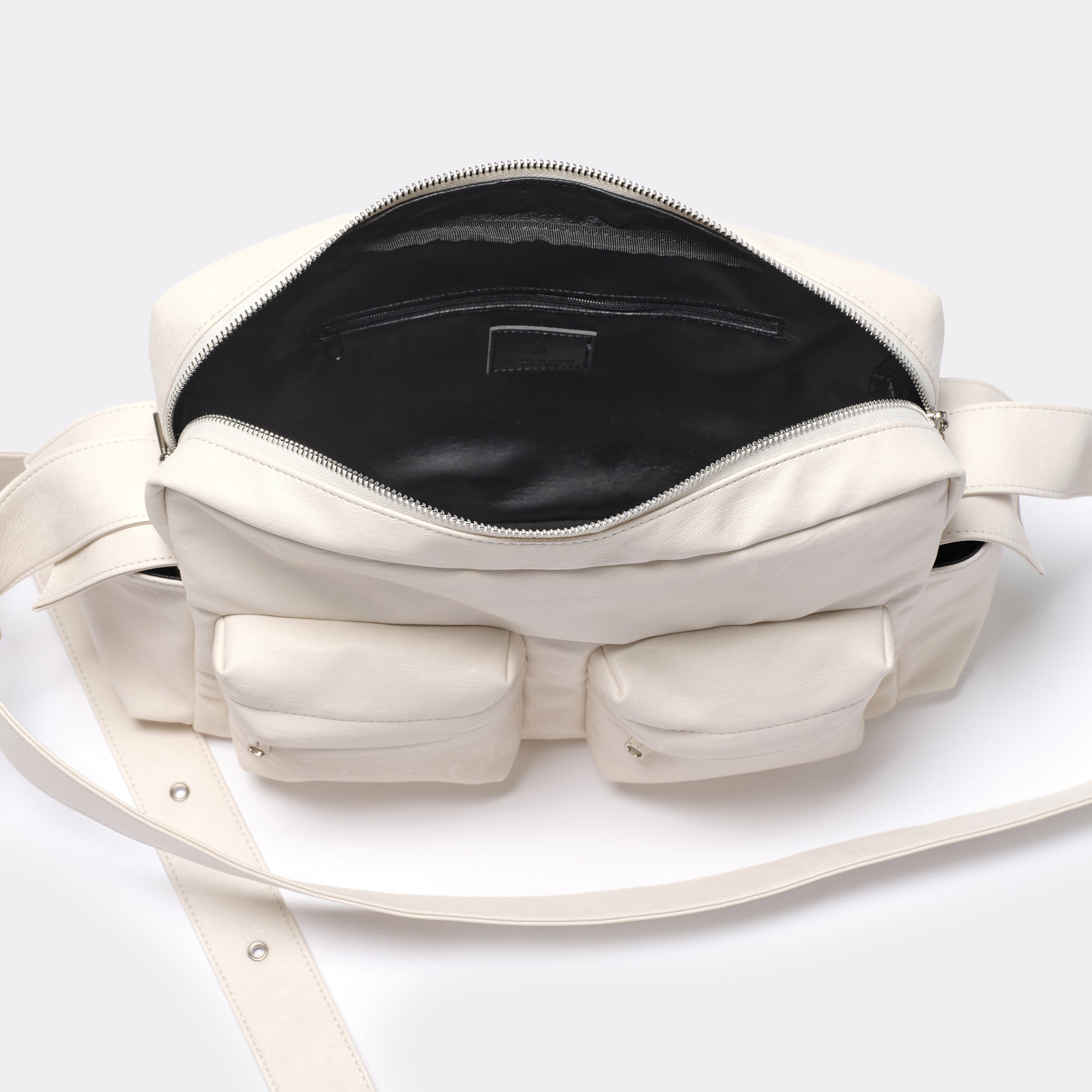 cross utility bag L nappa ivory