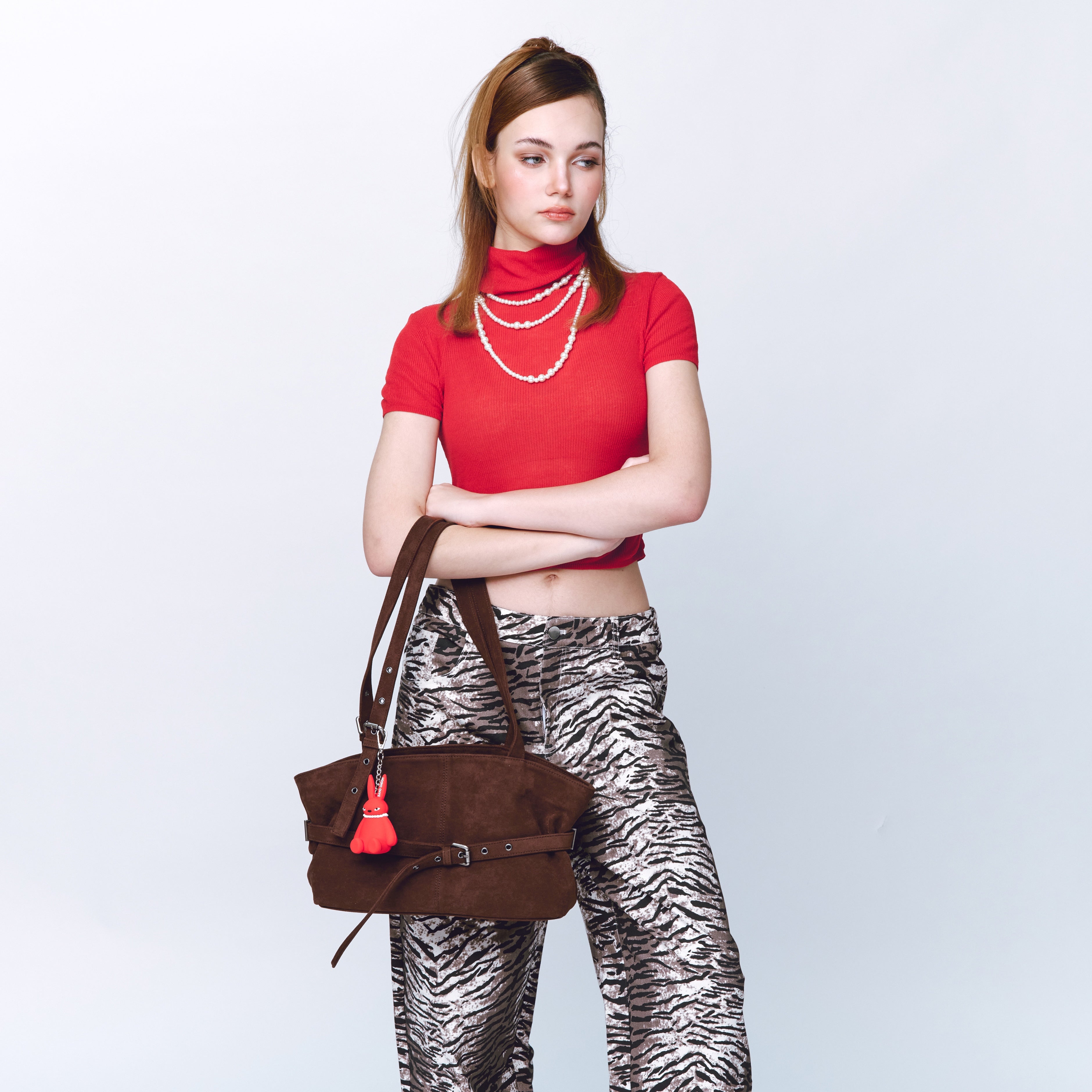 le belt bag M suede brown