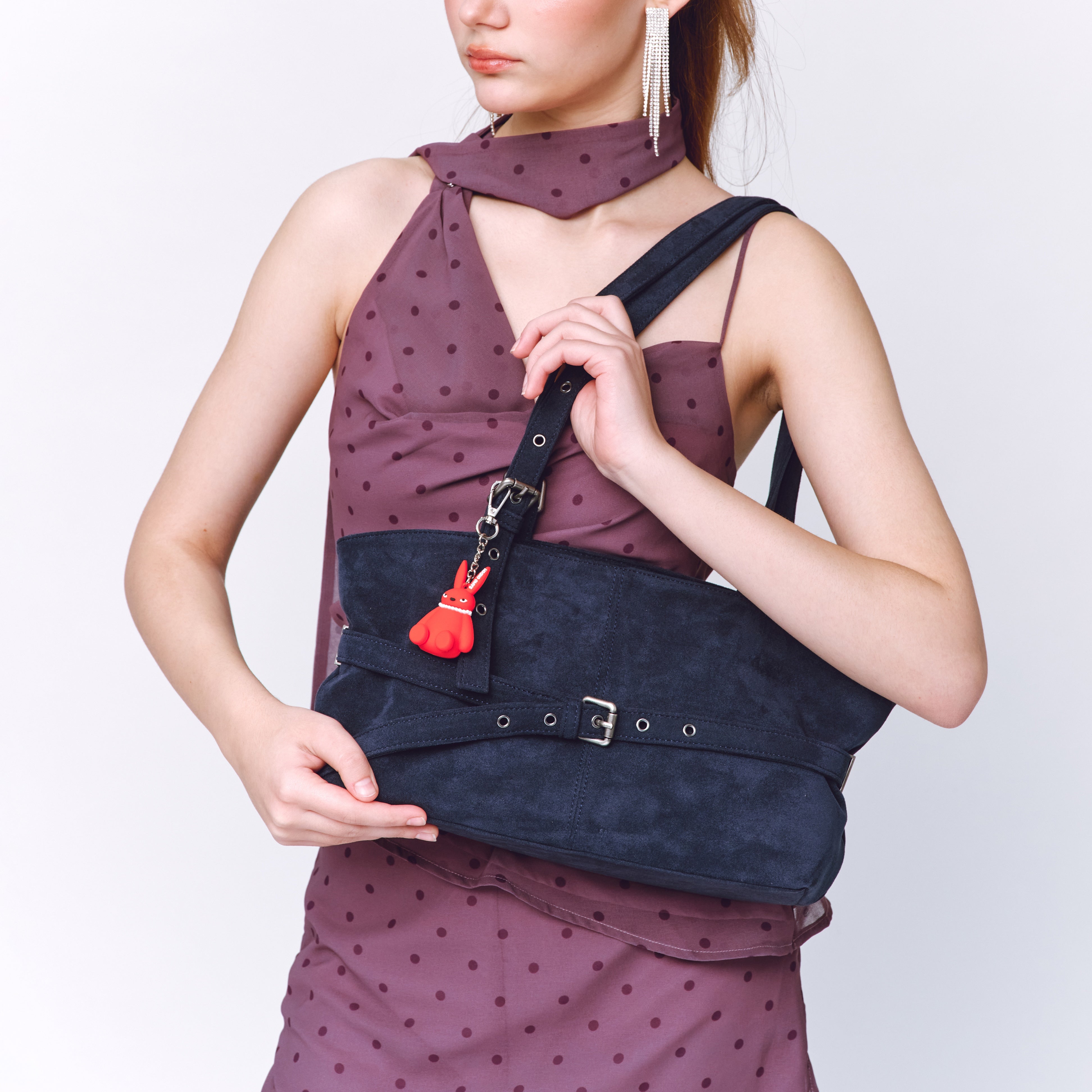 le belt bag M suede navy