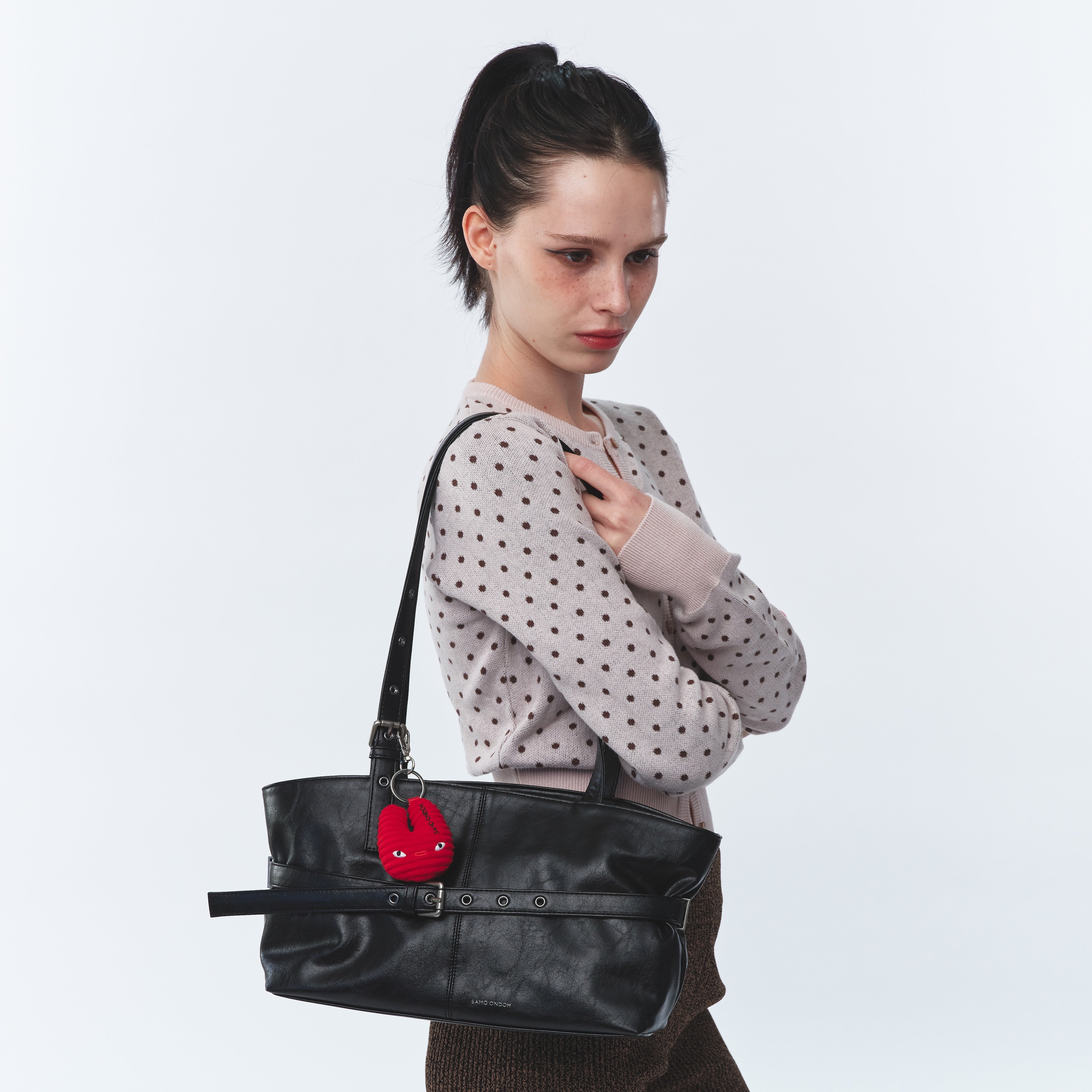 le belt bag M veg black