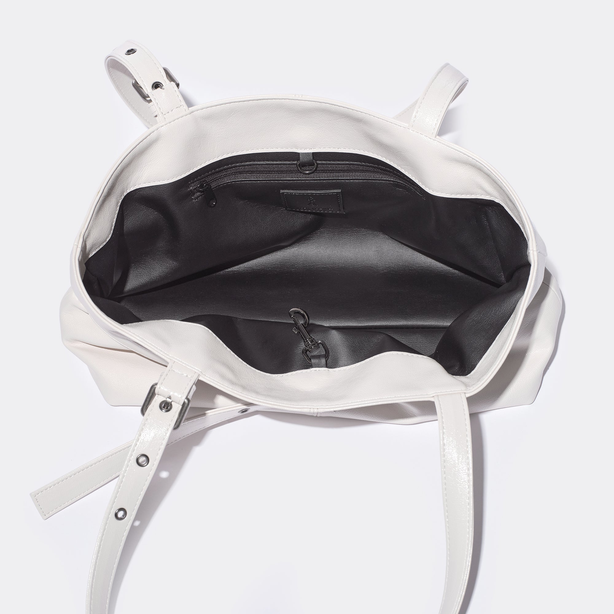 le belt bag M goat cream