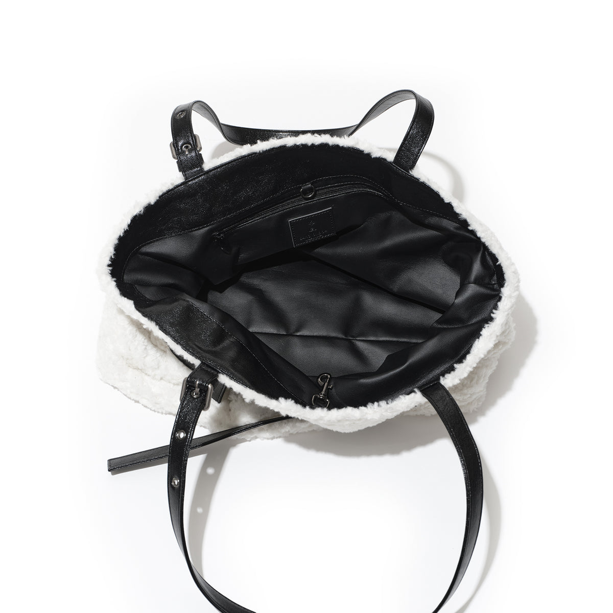 le belt bag L eco shearling DHL white