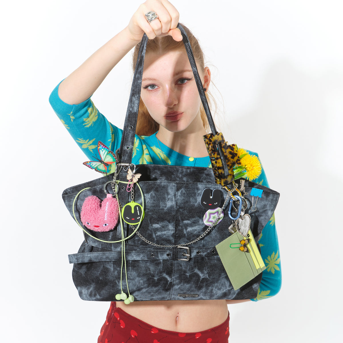 (restock Oct 16) le belt bag L wave black
