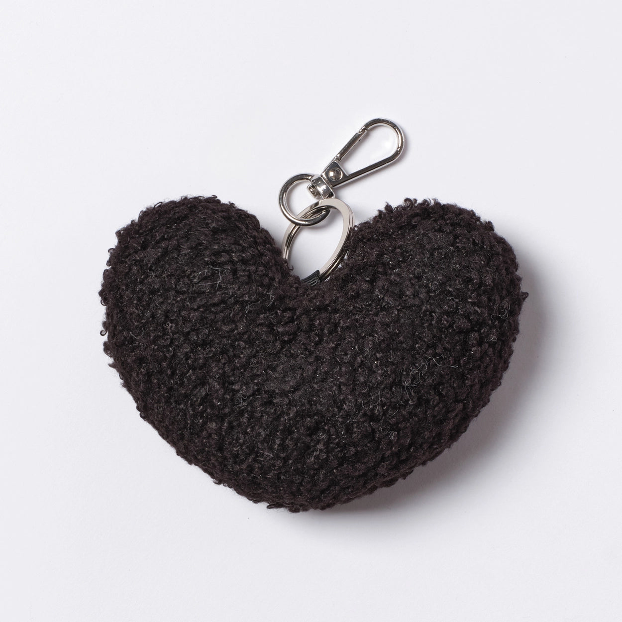 loveyom keychain eco shearling black