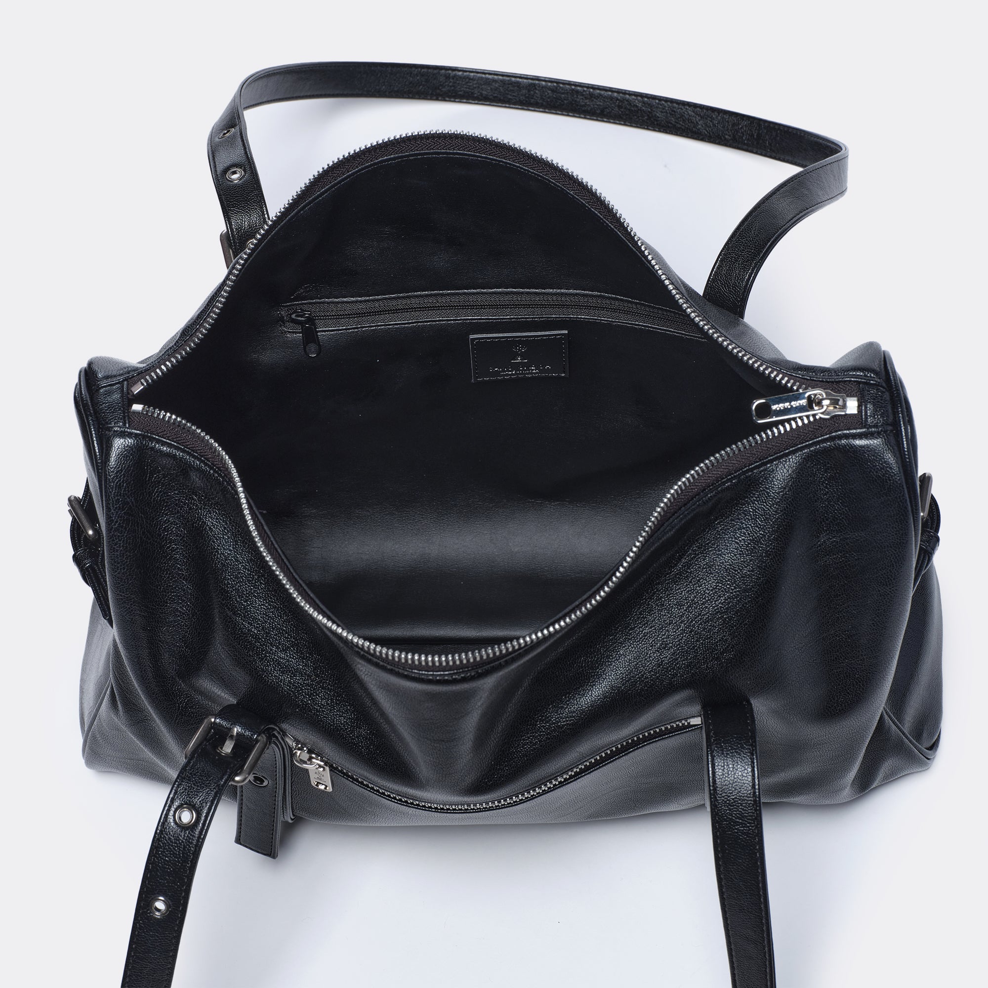 (restock Mar 21) museum bag L goat black
