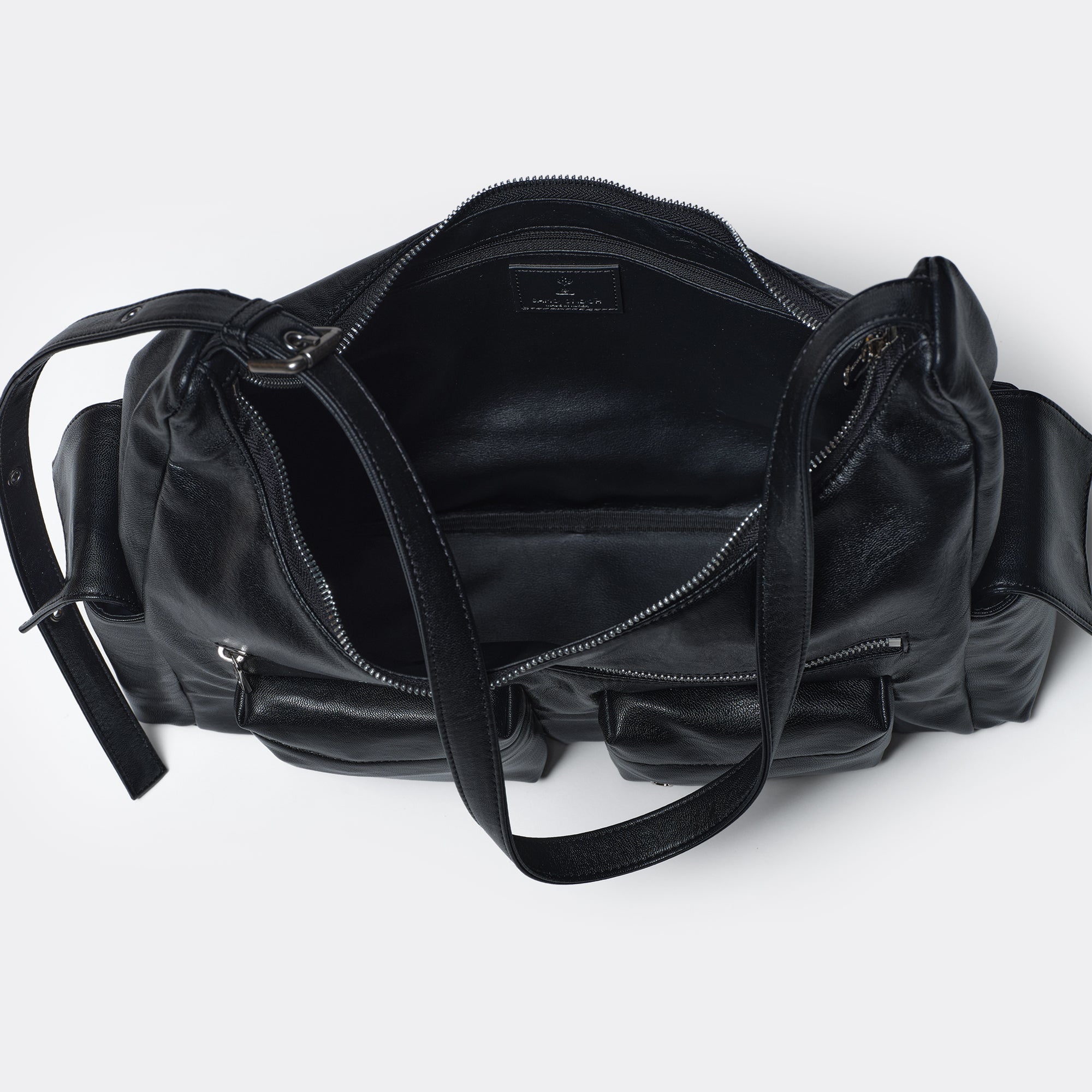 pocket mug bag L nappa black