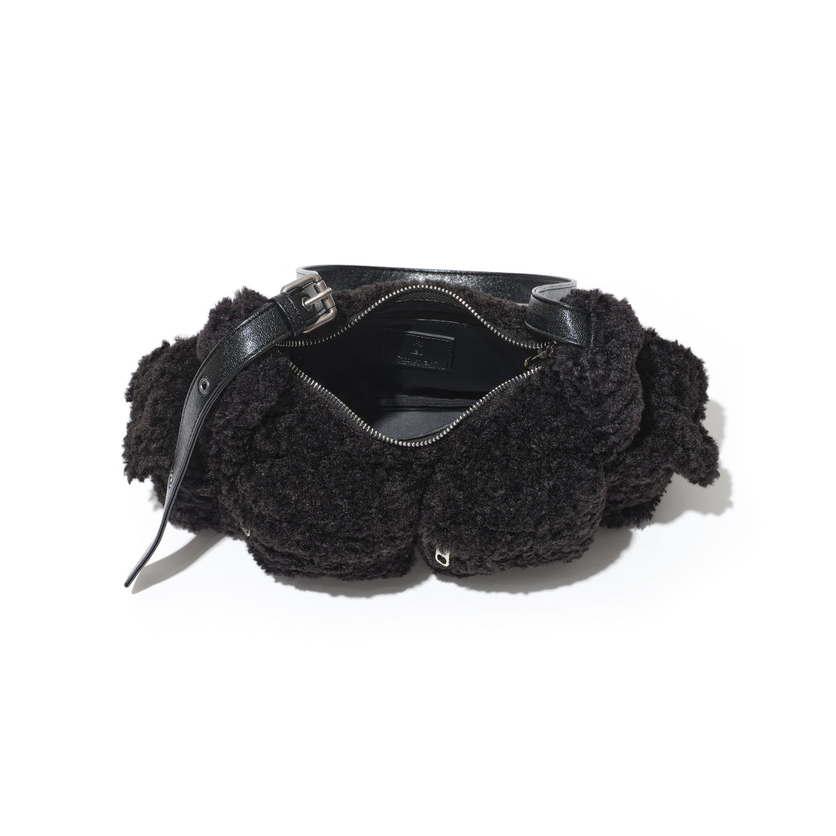 pocket mug bag M eco shearling DHL black