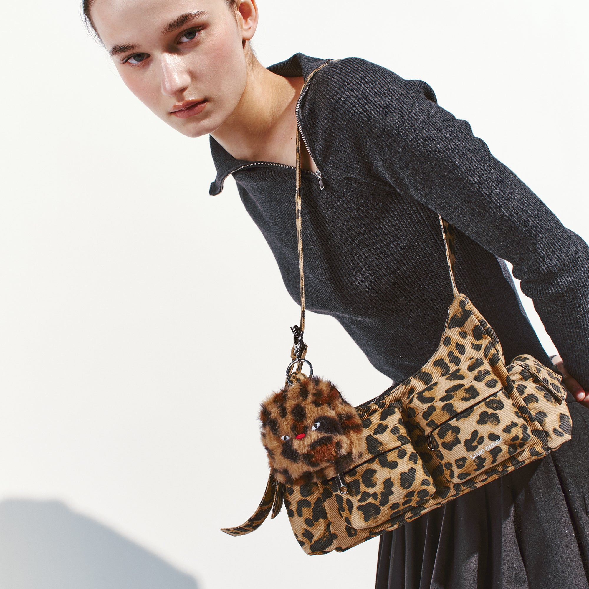 pocket mug bag M denim leopard