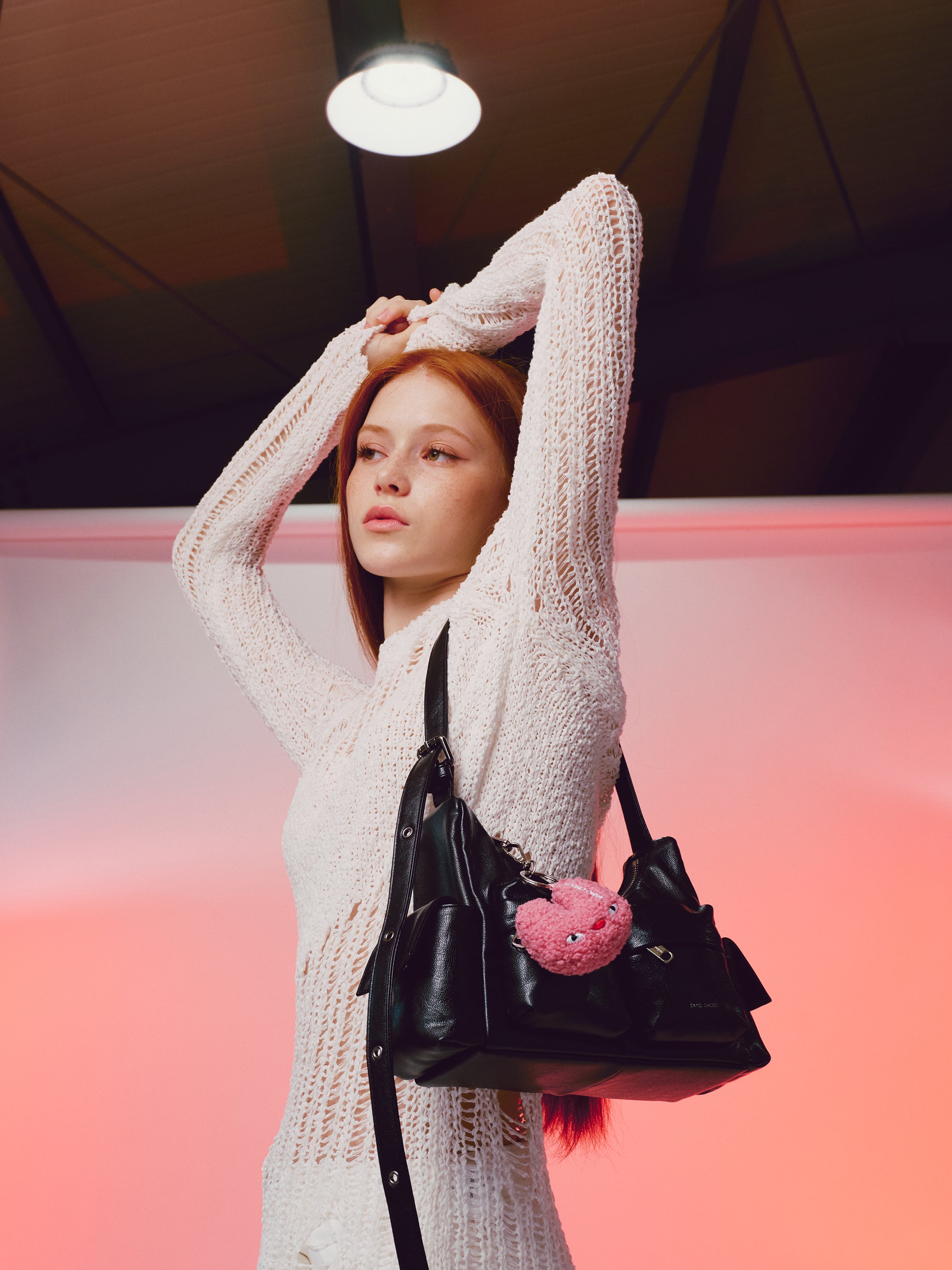 pocket mug bag M goat black