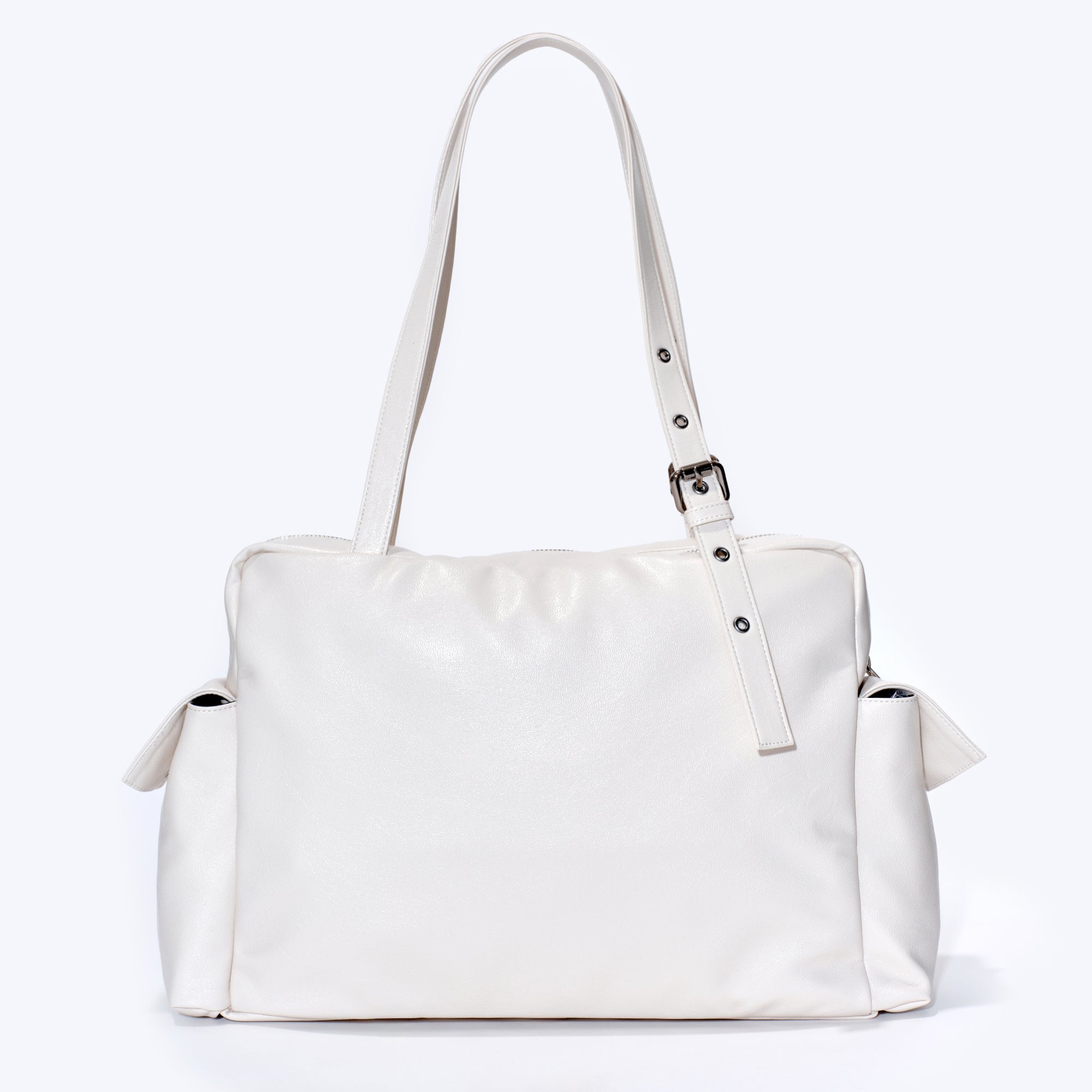 pocket utility bag L goat cream