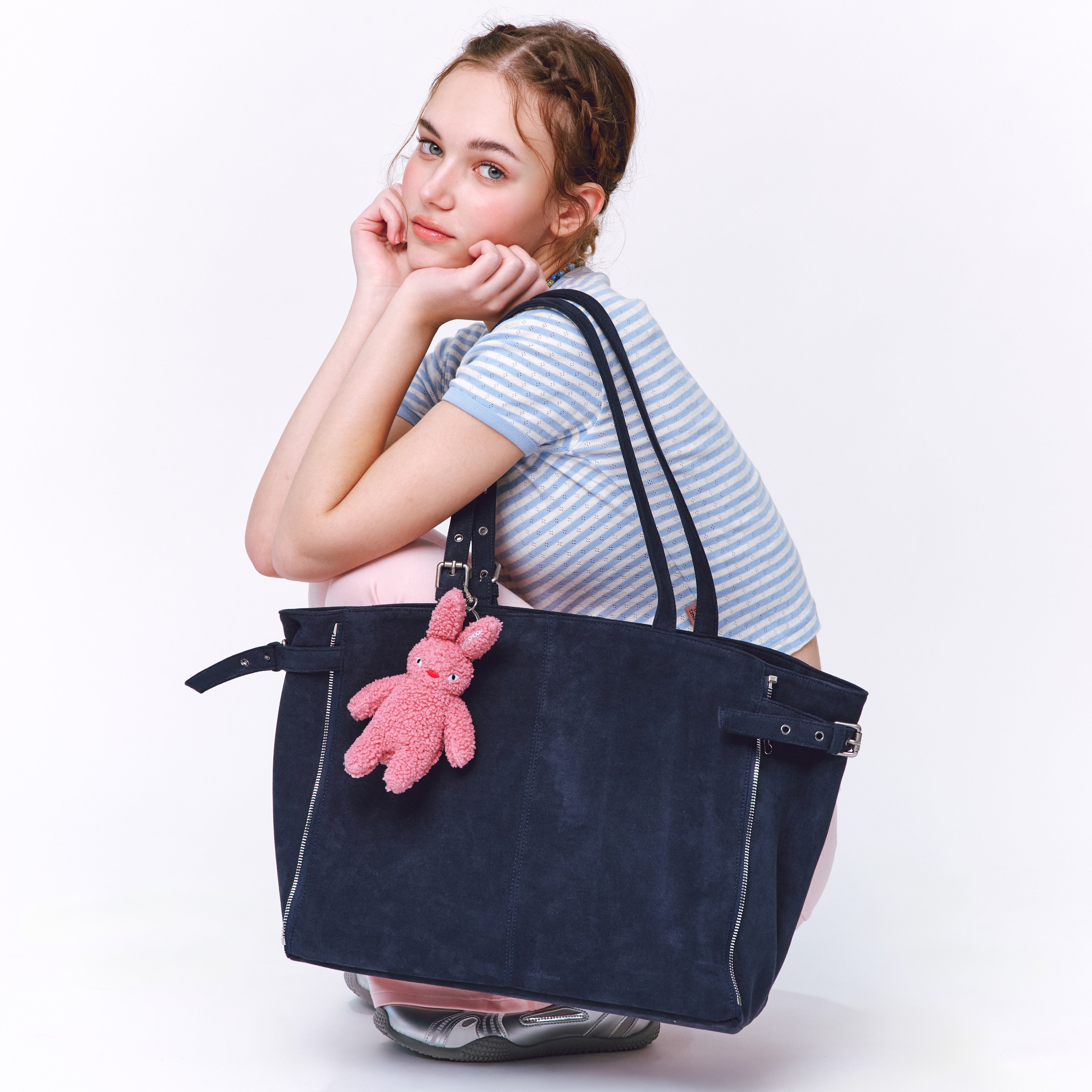 zipper shopper bag L suede navy