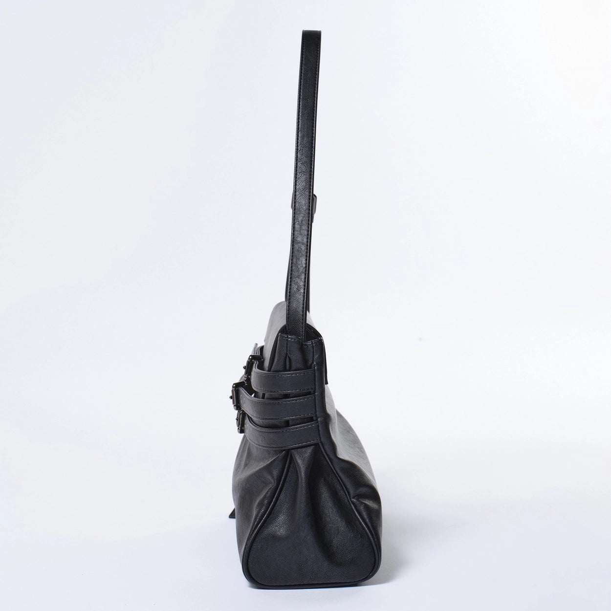 belt flap bag M nappa matt black