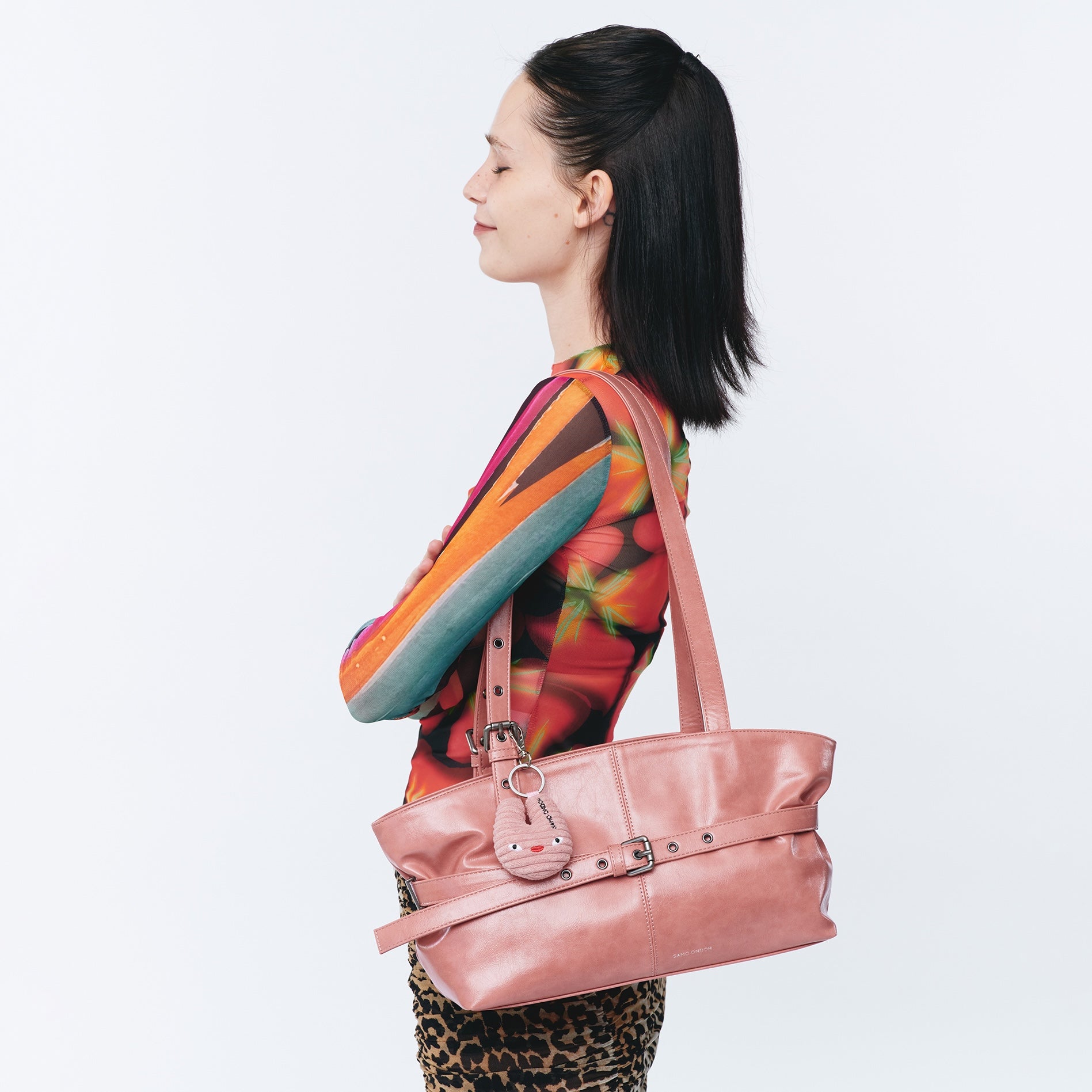 le belt bag M vampire pink