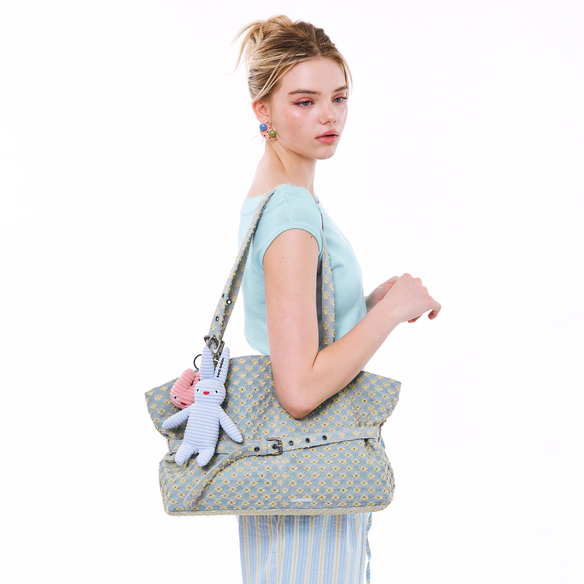 le belt bag L punching yellow
