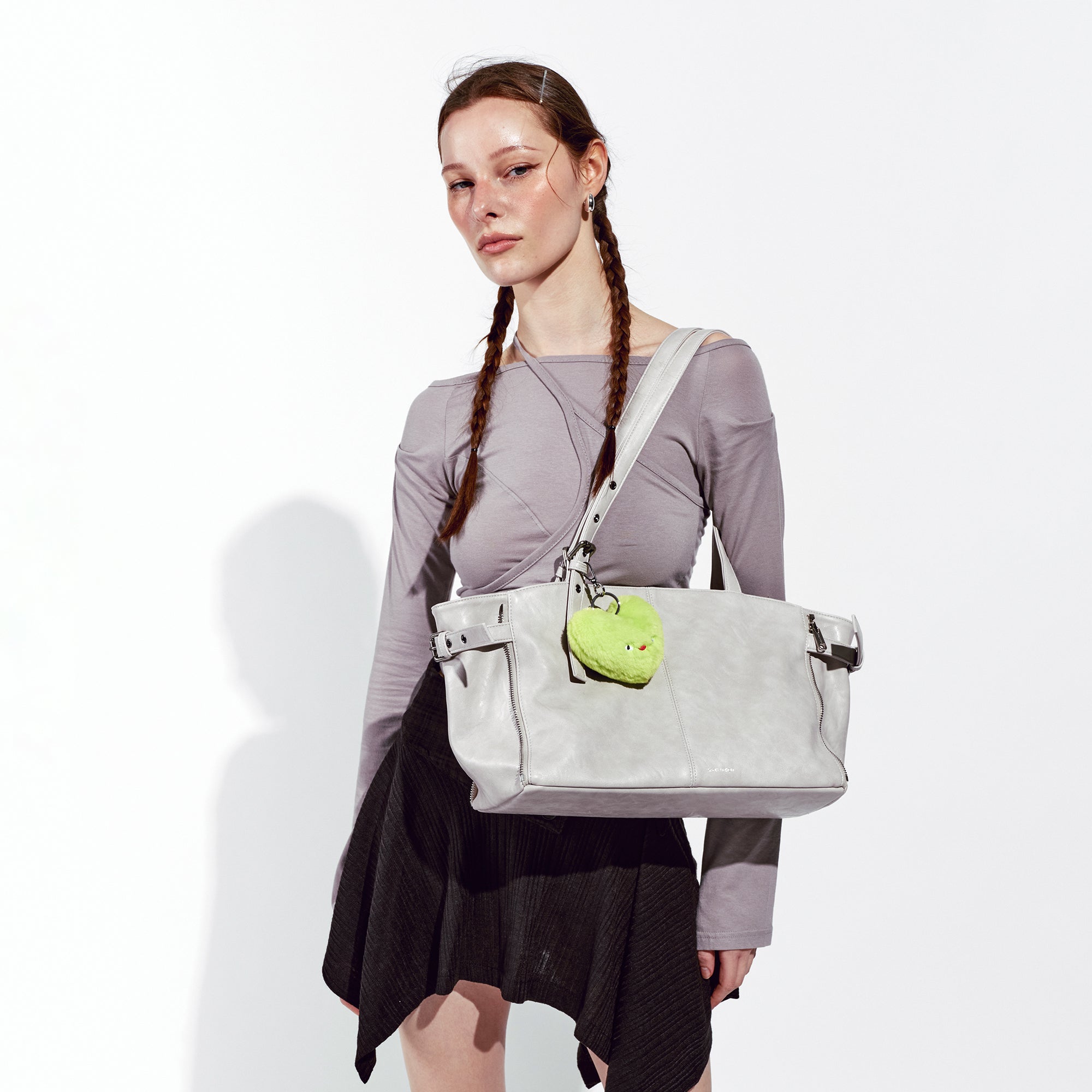 zipper shopper bag M baked powder